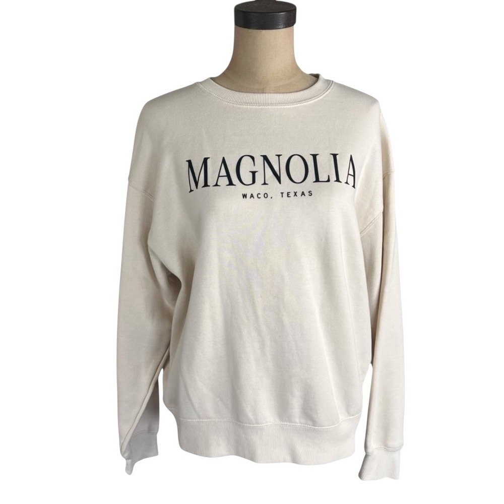 Magnolia Waco Texas Graphic Sweatshirt Cream Crewneck Women Size Medium
